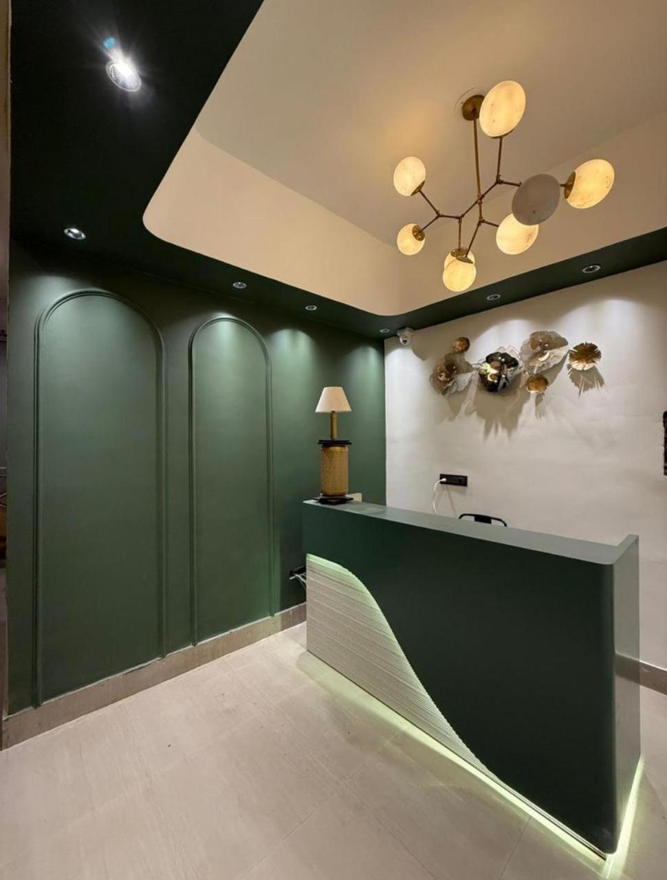 Divine Hotel Karnāl Εξωτερικό φωτογραφία