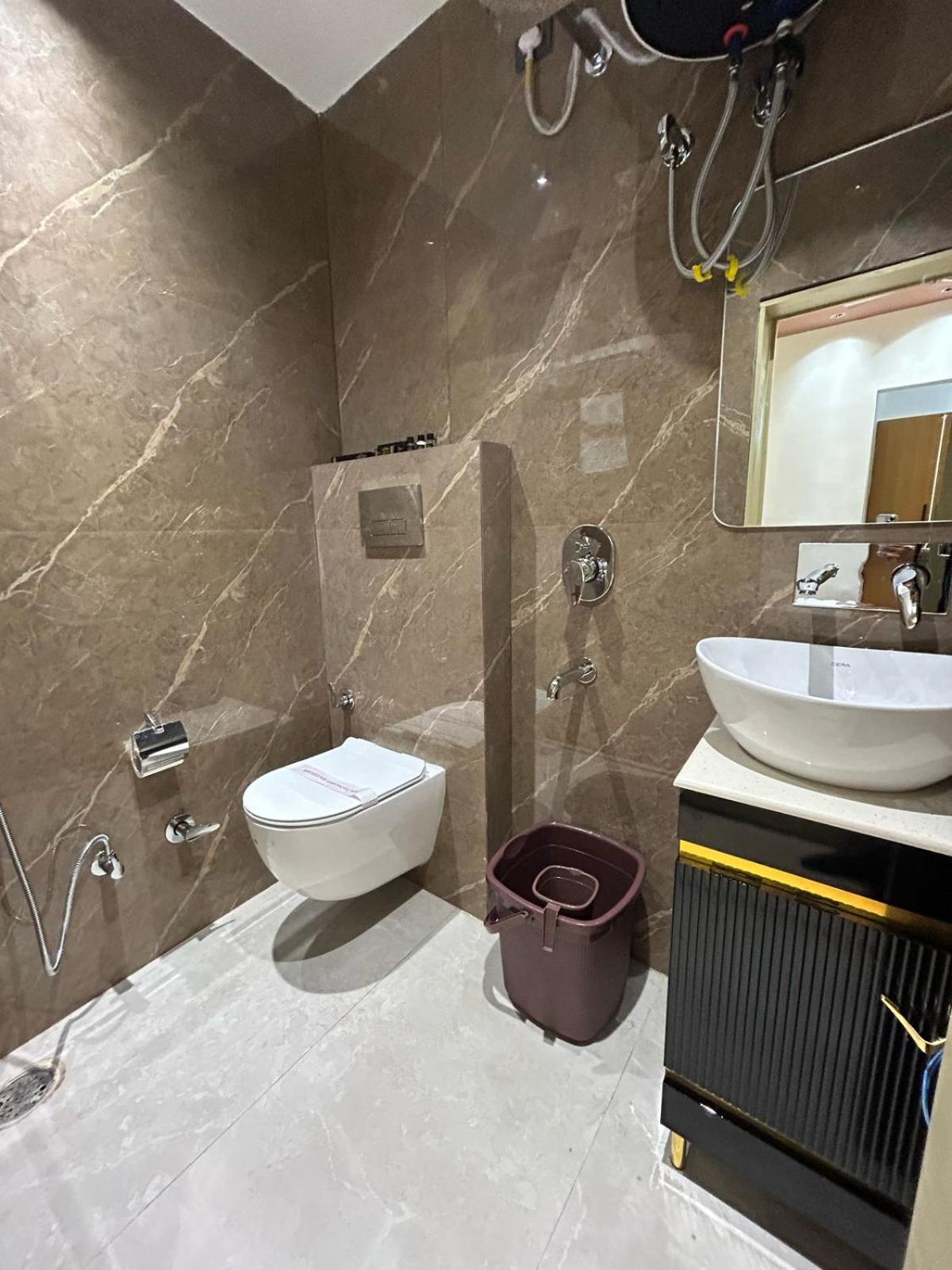 Divine Hotel Karnāl Εξωτερικό φωτογραφία