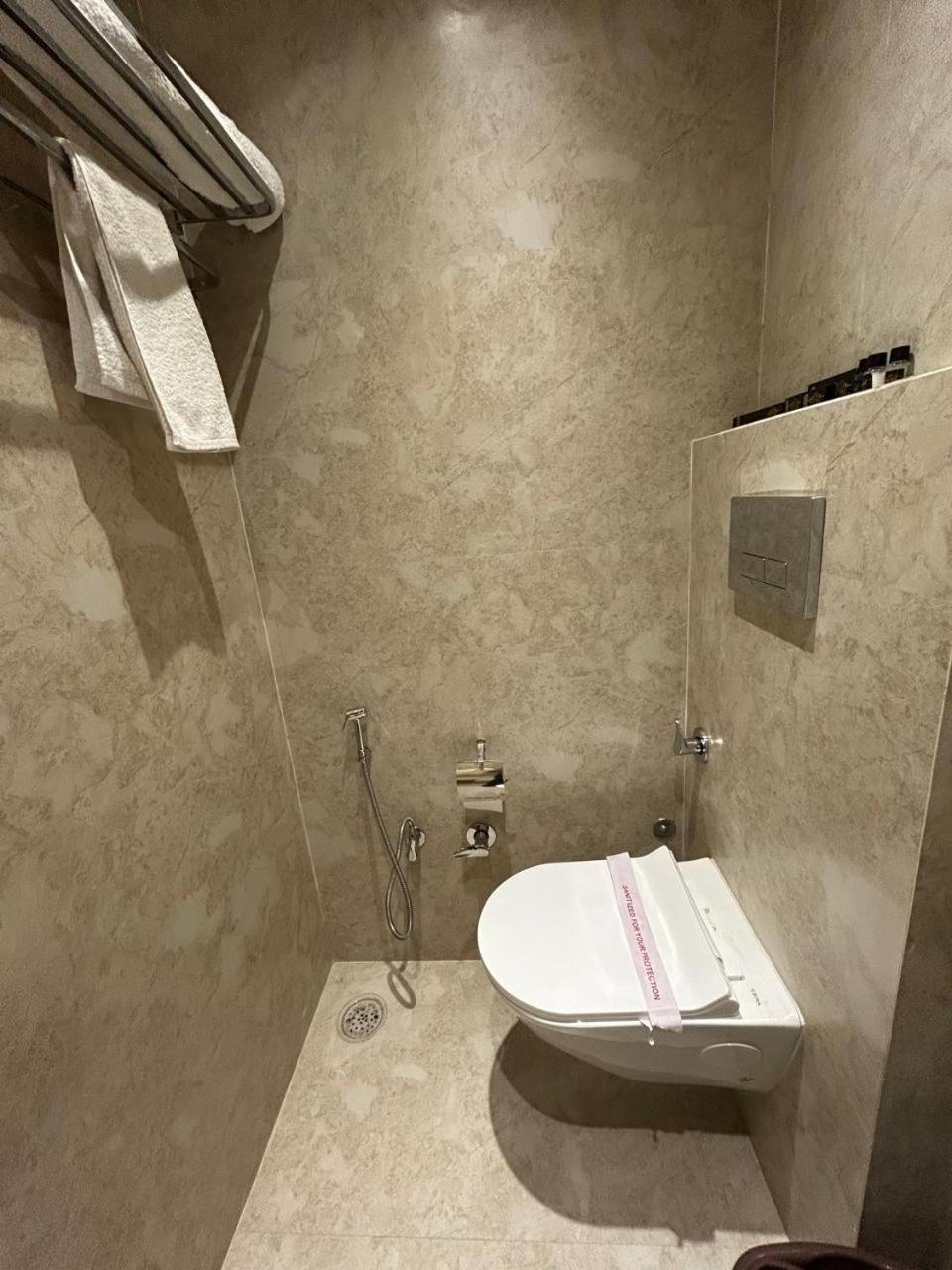 Divine Hotel Karnāl Εξωτερικό φωτογραφία