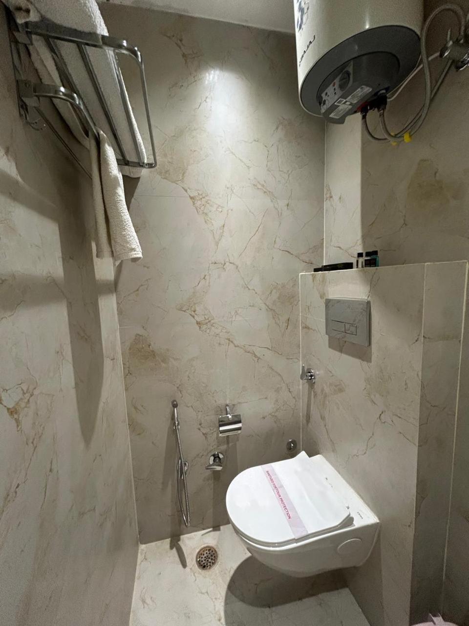 Divine Hotel Karnāl Εξωτερικό φωτογραφία
