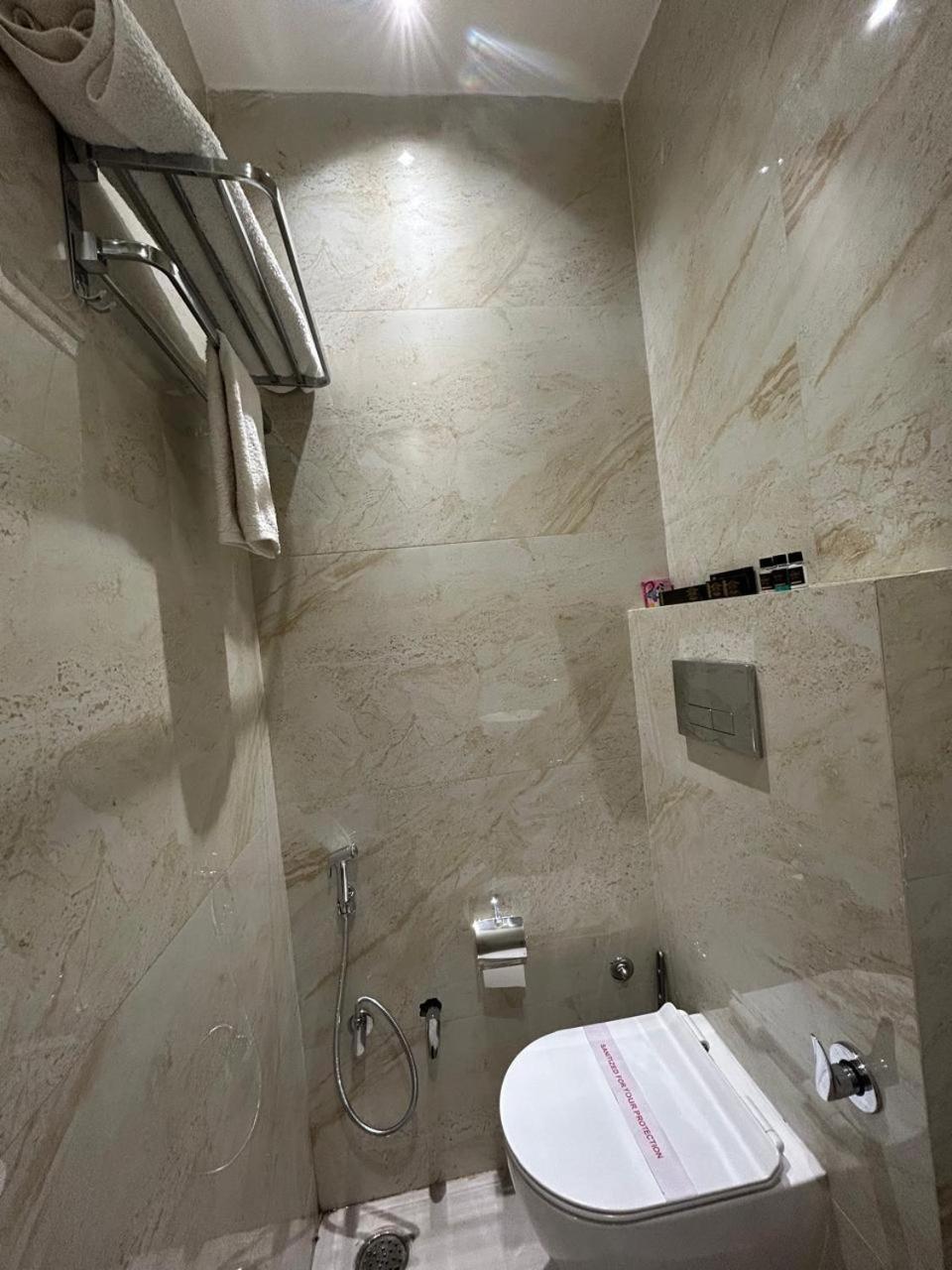 Divine Hotel Karnāl Εξωτερικό φωτογραφία